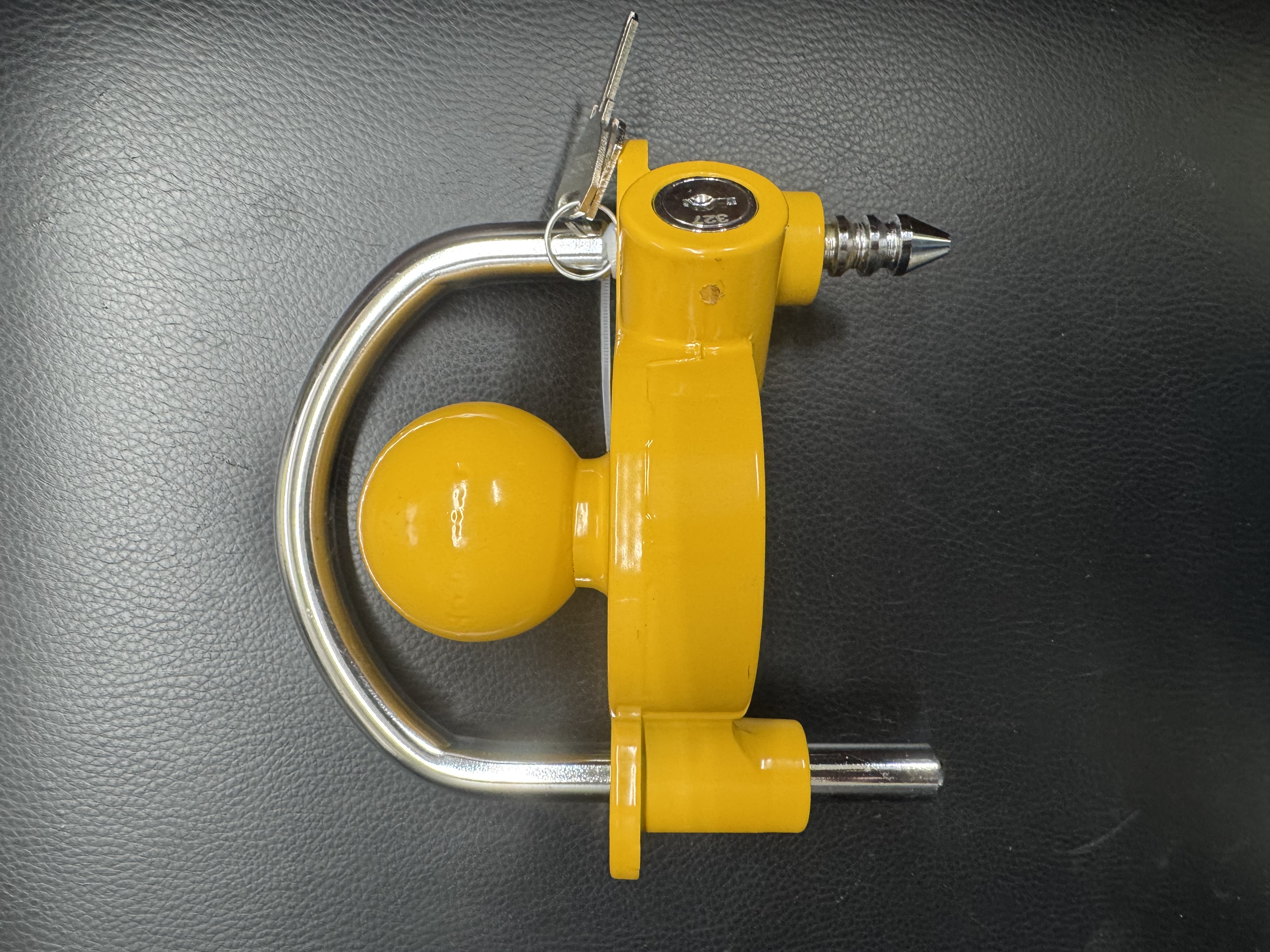 Perfect Compatibilty- You can control how tight the trailer lock is by adjusting the 11 position ratchet.