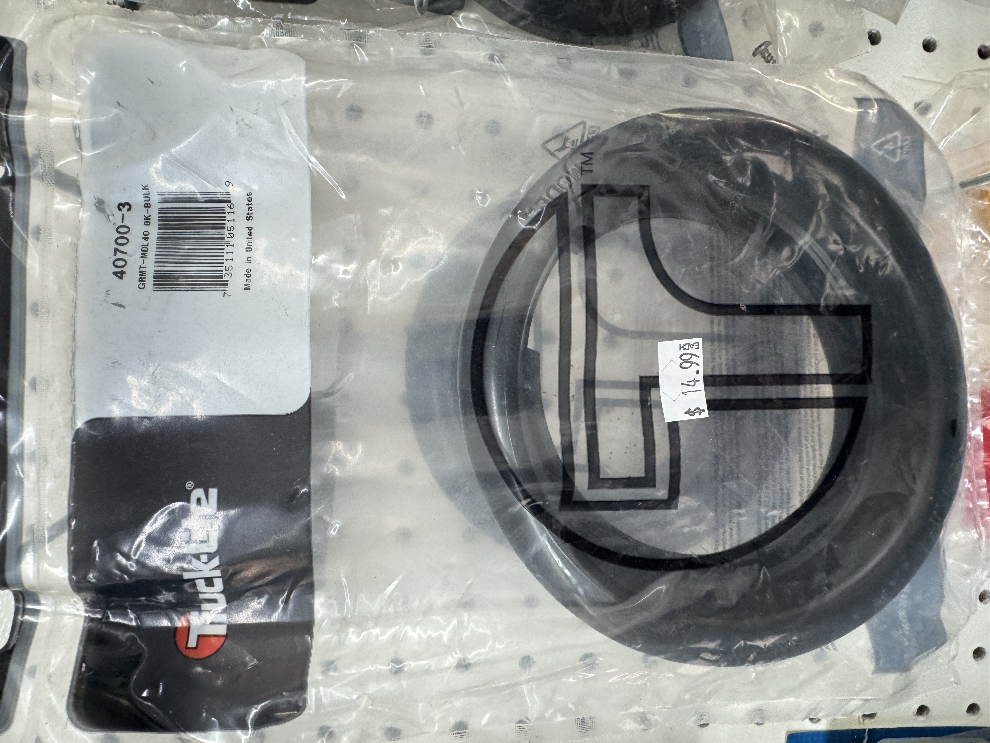 Light Grommet